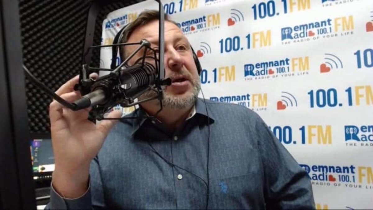 Pete Chryss being interviewed on Remnant Radio 100.1FM